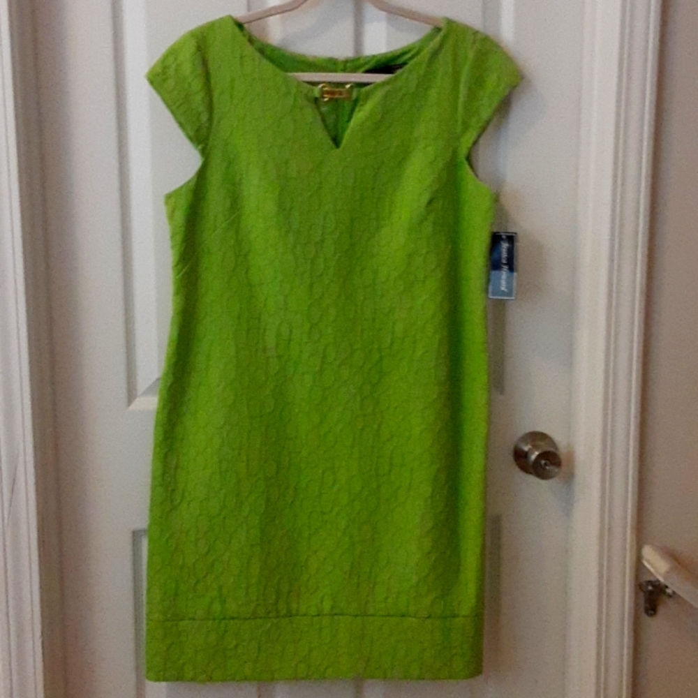 New Jessica Howard Dress